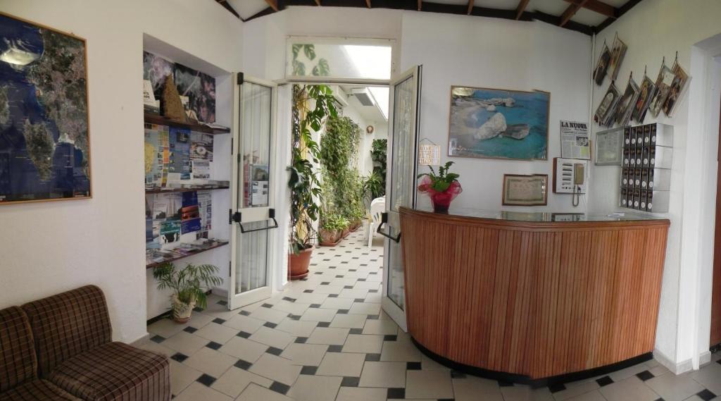 Hotel Fjby Calasetta Kültér fotó